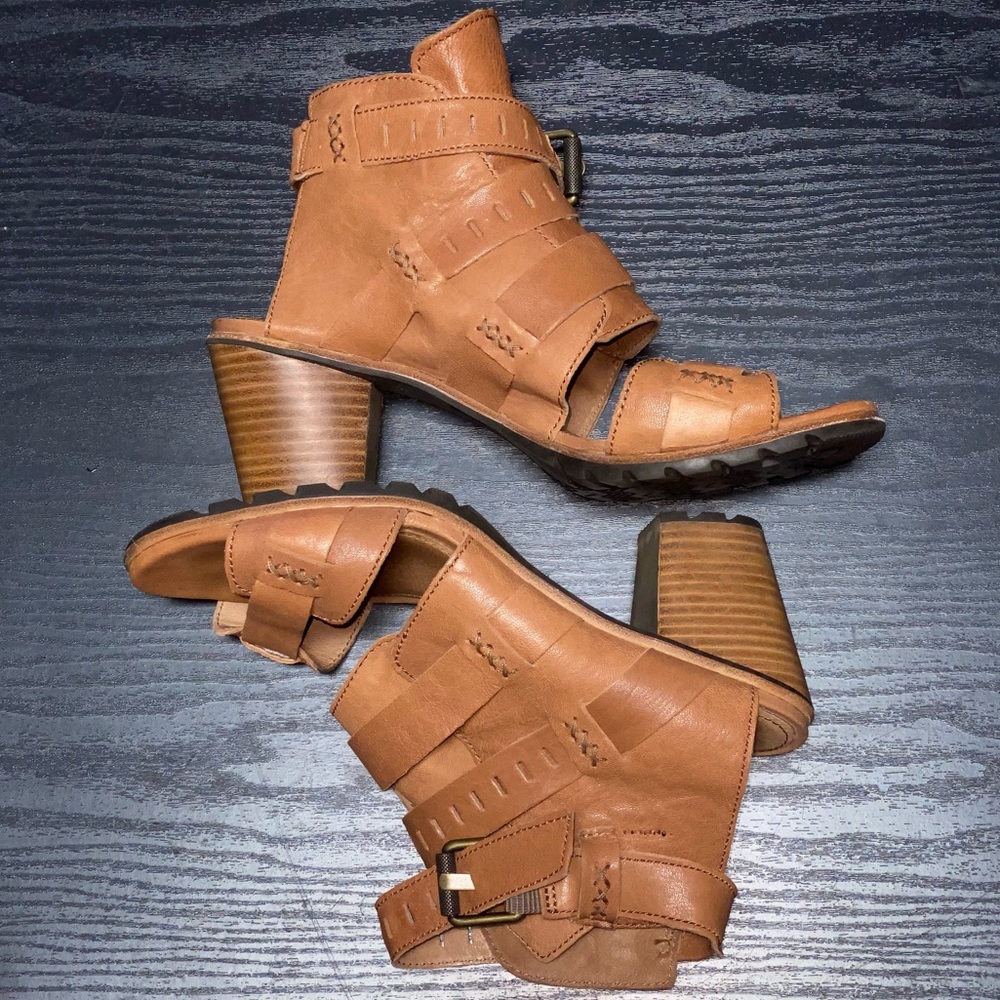 Tan Nadia Buckle Heel New Sandals